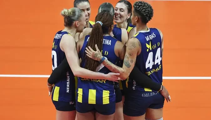 The victory of Fenerbahçe Medica against VakıfBank in the European Champions League.