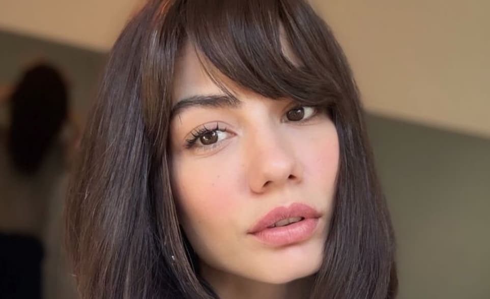 Demt Özdemir sorprende con un estilo nuevo y diferente: ¡los fans quedaron asombrados!