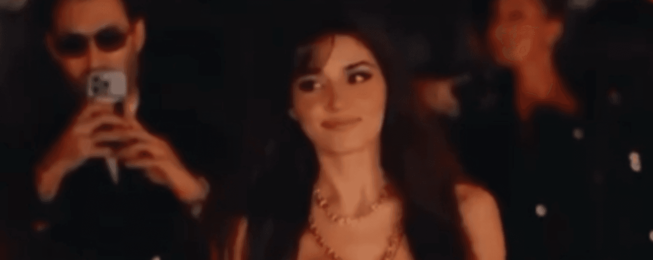 Bold style of Hande Erçel: Attendance at Paris Fashion Week