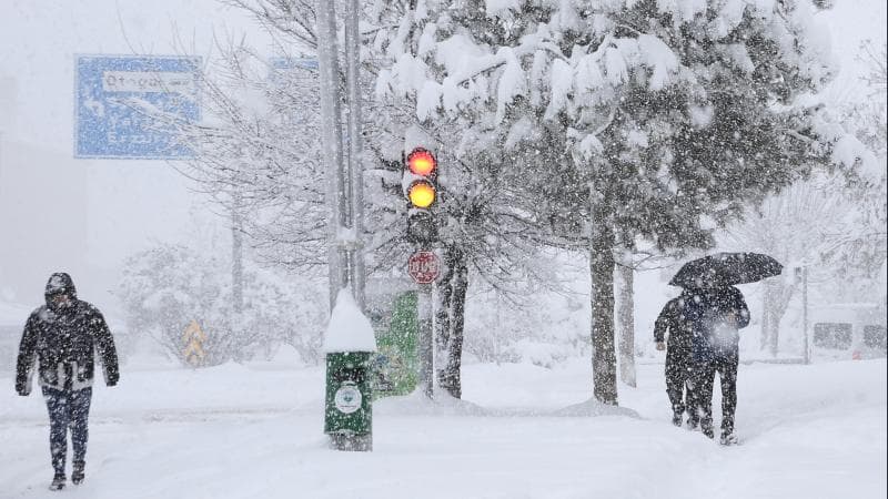 Turkish Weather Forecast: Heavy Snowfall and Travel Disruptions Expected