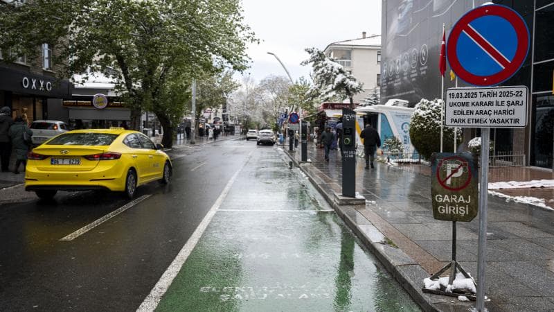 Fuel-powered vehicles banned from EV charging stations in Ankara