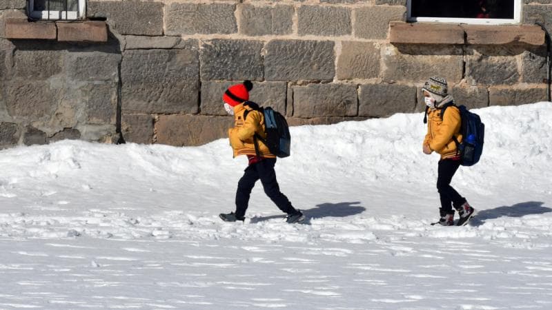 Schools Closed in Several Turkish Provinces Due to Heavy Snow and Frost