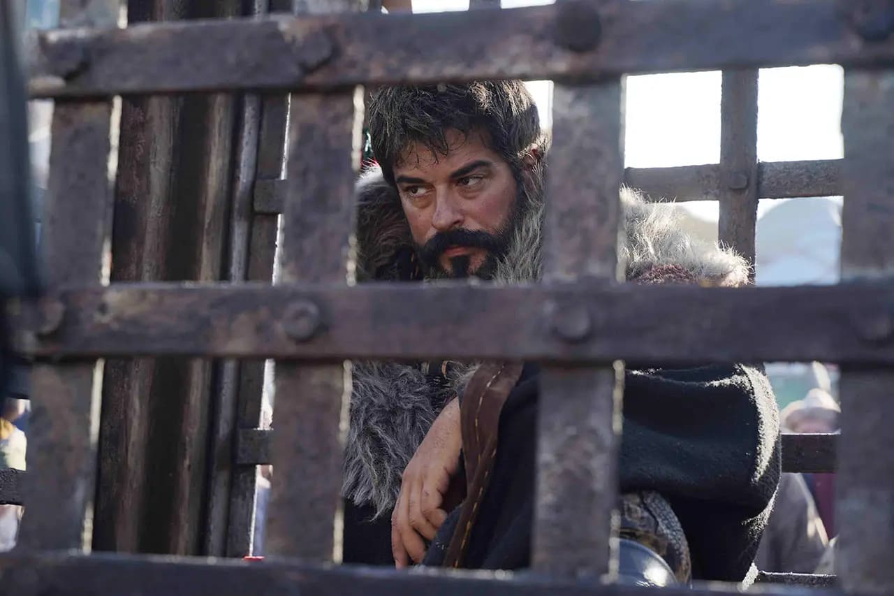 Burak Özçivit Bids Farewell to Kuruluş Osman After 6 Years in Lead Role