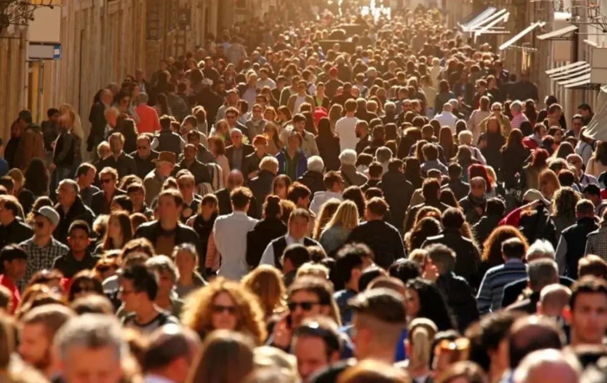 TÜİK informa que la población de Turquía es de 85.8 millones a julio de 2025
