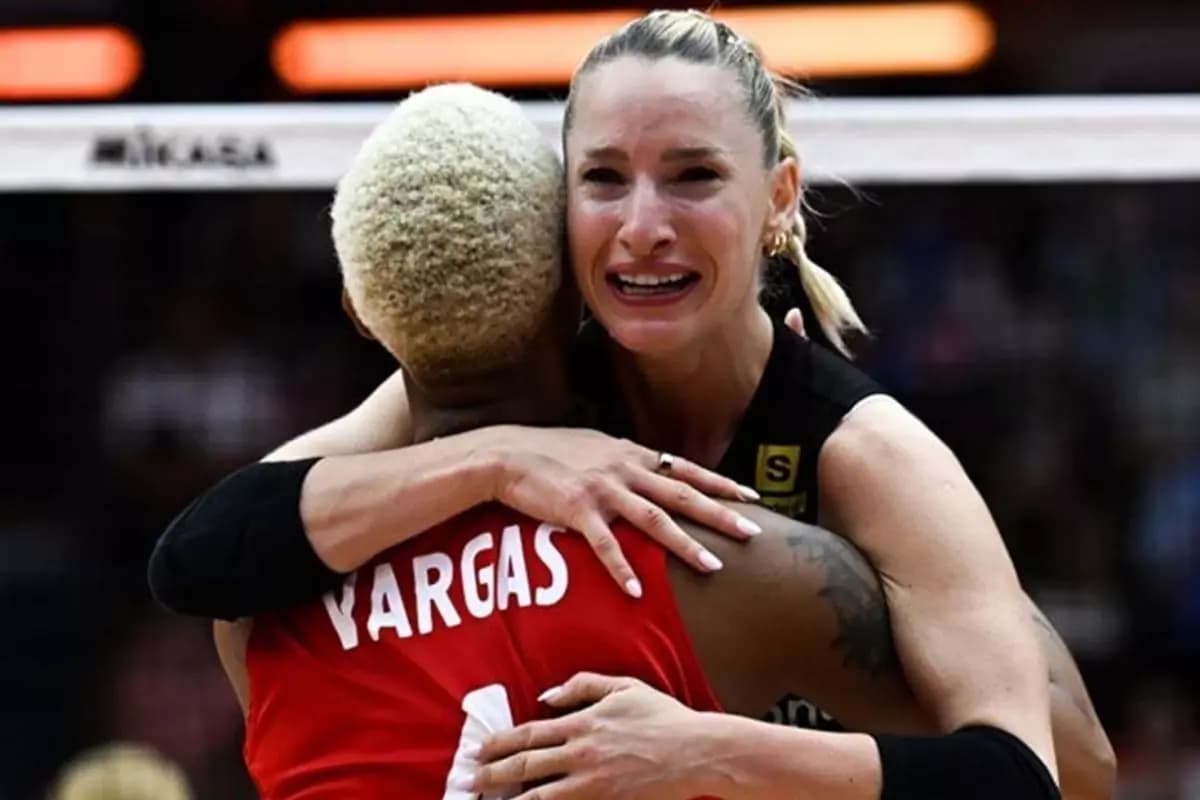 Gizem Örge and Eda Erdem Speak After FIVB Final, Turkish Women’s Spirit