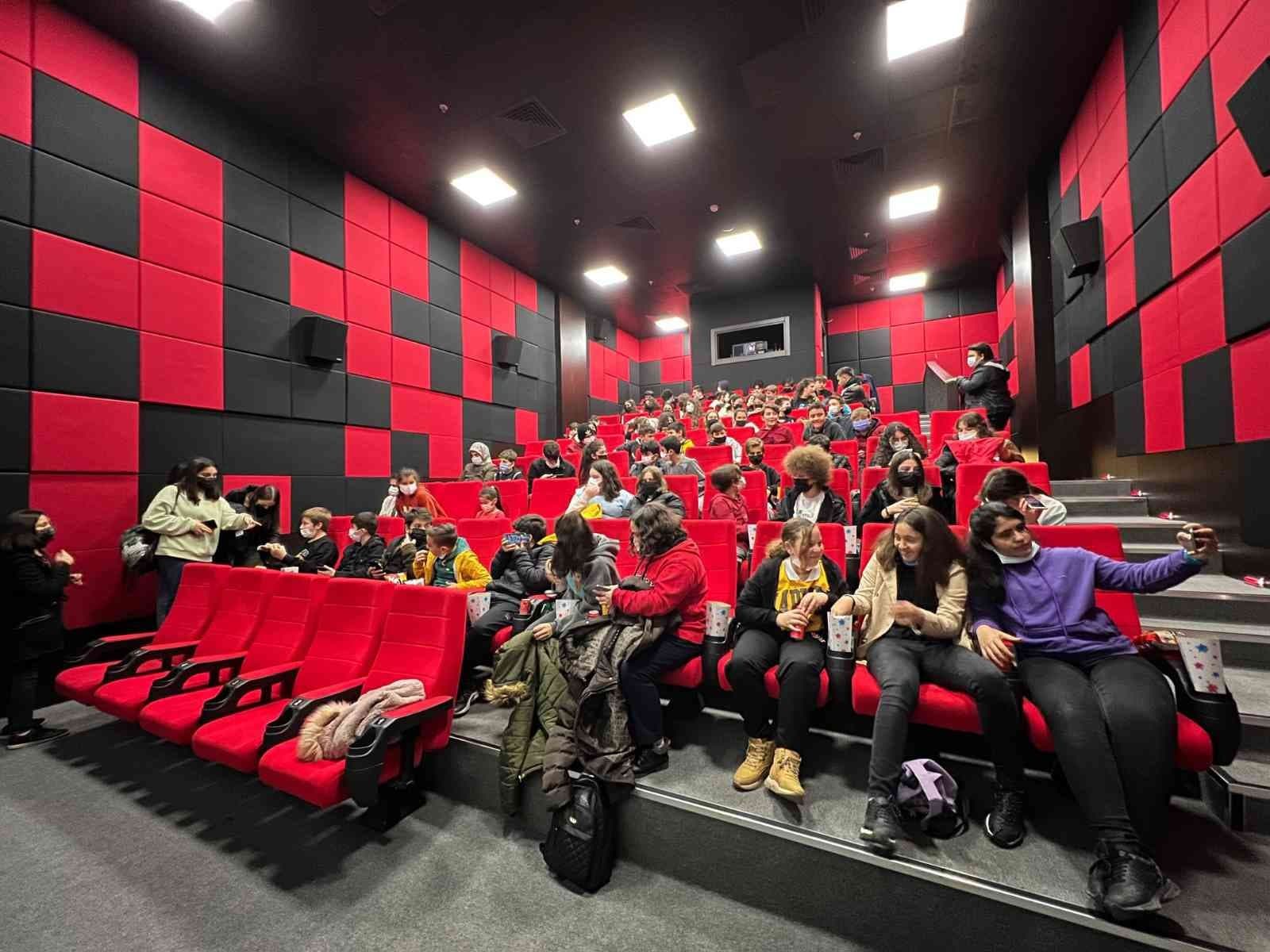 The release of 11 new films begins in Turkey.