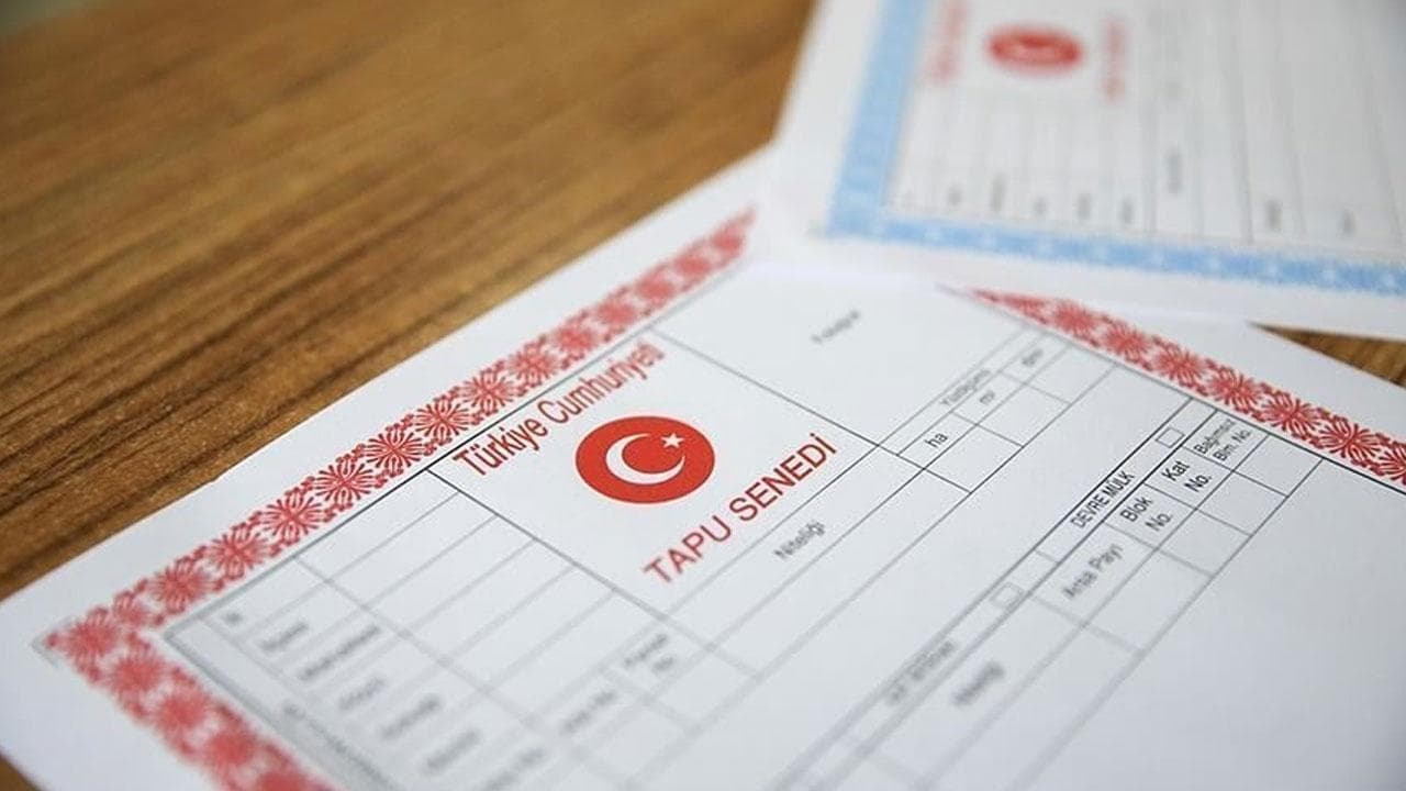 Launching the Türkiye Tapu application.