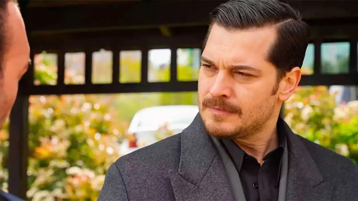 شاتاي أولوسوي يطل في فيلم «النعسان» بمظهر جديد يثير الجدل