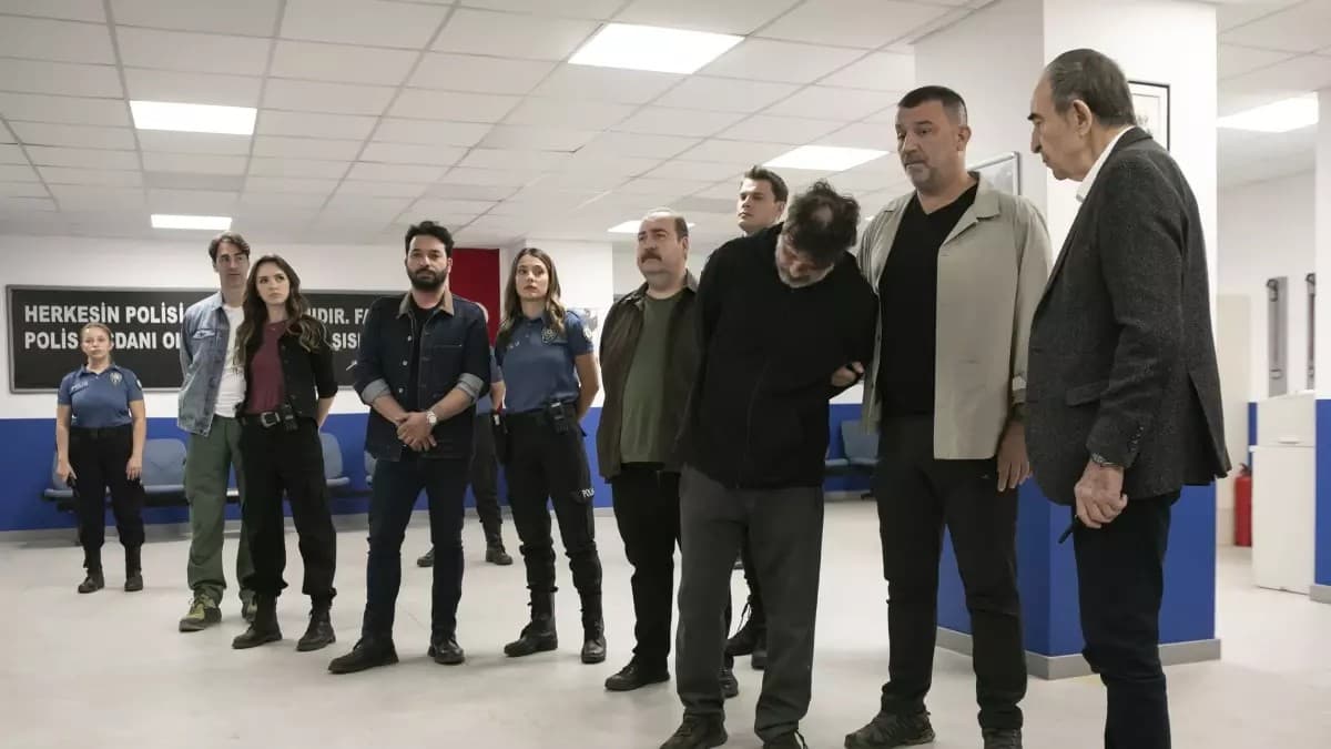 Arka Sokaklar Tops Turkish TV Ratings Once Again After 20 Years