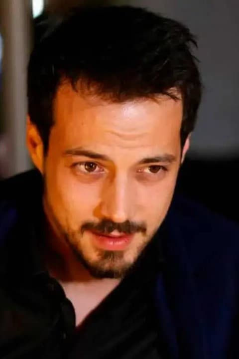 Mert Yazıcıoğlu ganará 3 millones de liras por su papel en “Kuruluş Orhan”