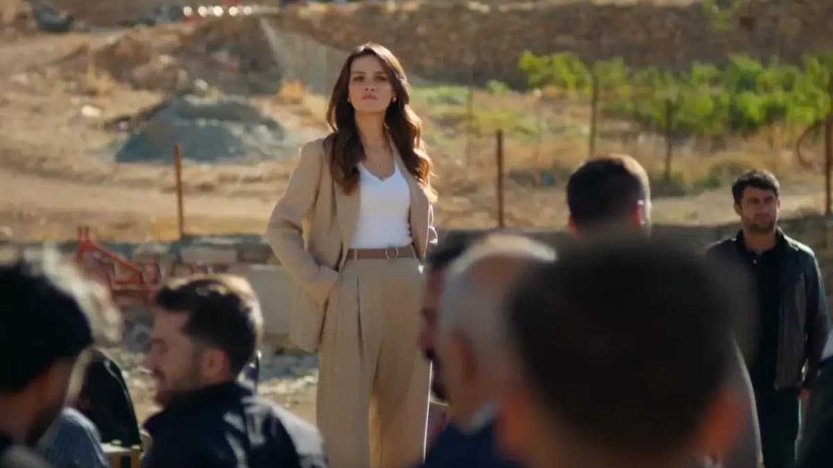 “Uzak Şehir” Celebrates First Anniversary with Record Ratings