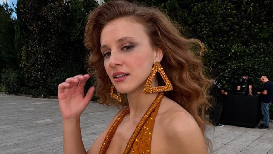 Ahsen Eroğlu Says She’s Never Had Cosmetic Surgery and Isn’t Interested
