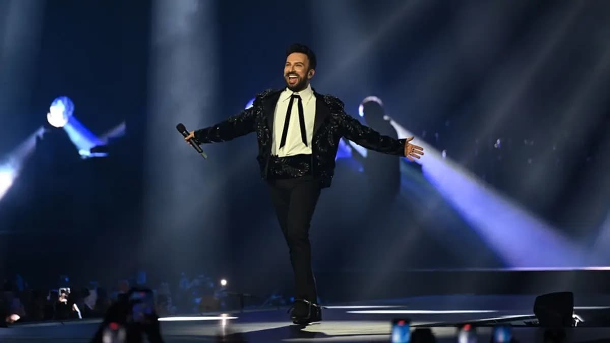 Tarkan’s “Kuzu Kuzu” Dance Marks His Istanbul Concert After 7 Years