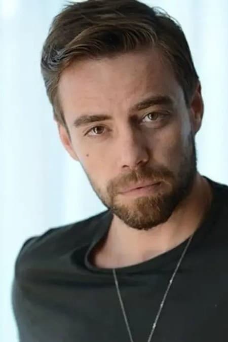 La 13ª cirugía de nariz del cantante Murat Dalkilic | Su estado de salud actual