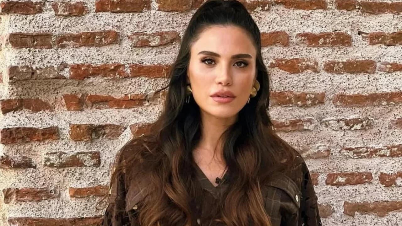 شكران أوفالي تكشف تفاصيل صادمة عن طفولتها ورد فعلها العنيف في الثانوية
